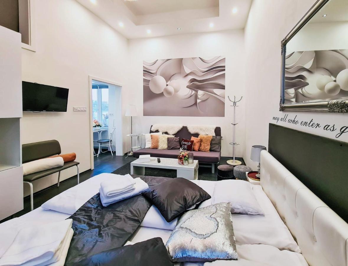 Modern Flat In City Center Budapesta Exterior foto